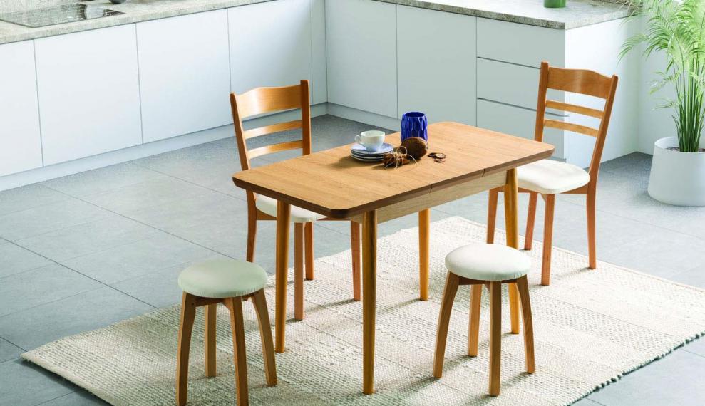 Vivelys Dining Set