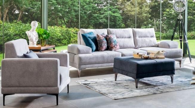 Hollis Sofa Set